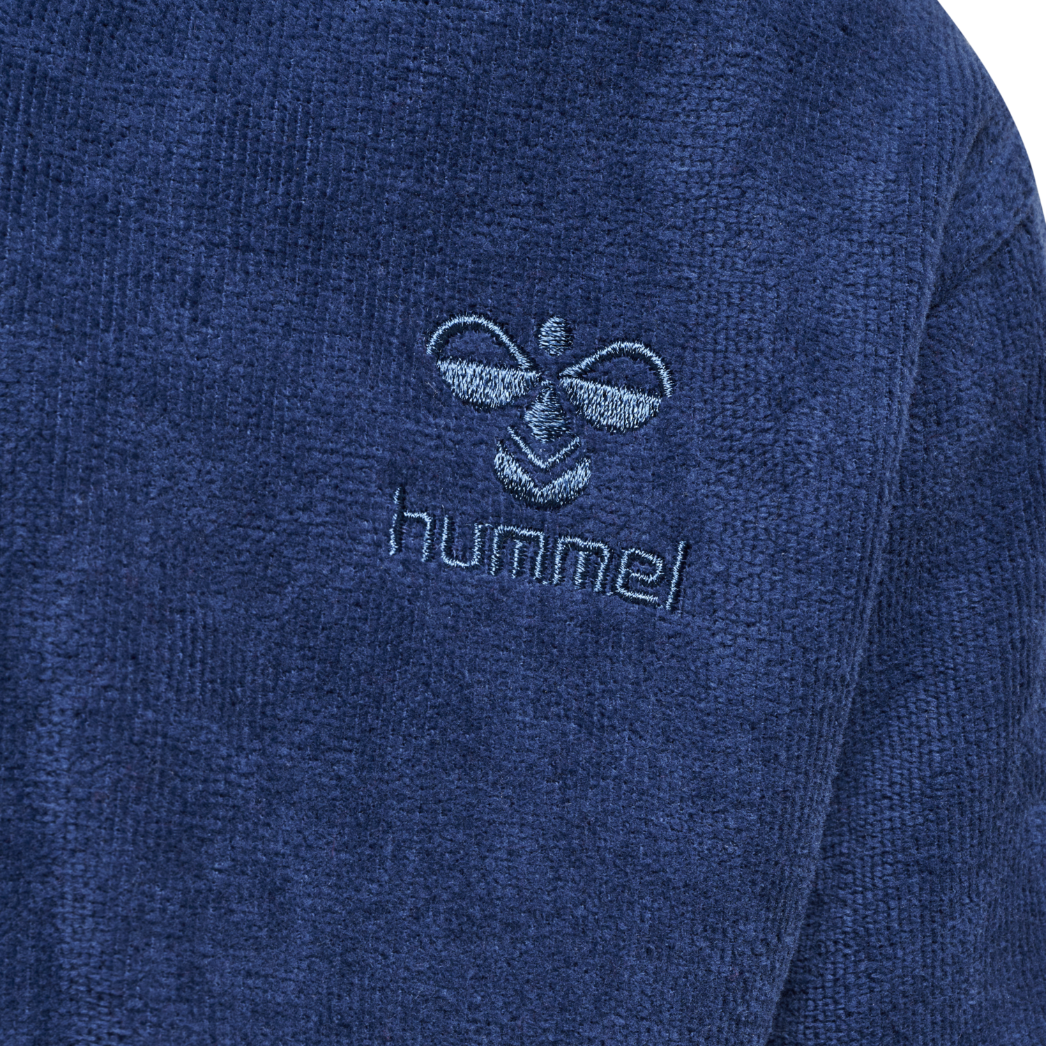 hmlKIRBY ROBE, SARGASSO SEA, packshot