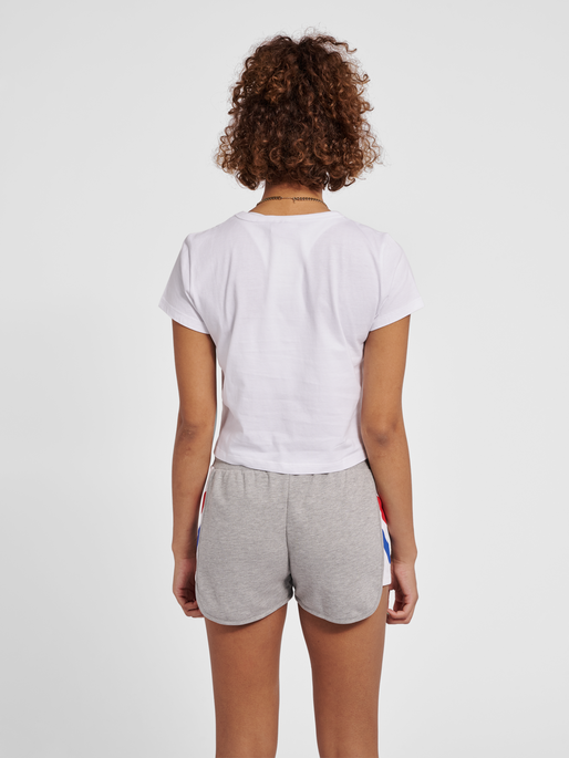 hmlIC TEXAS CROPPED T-SHIRT, 9368, model
