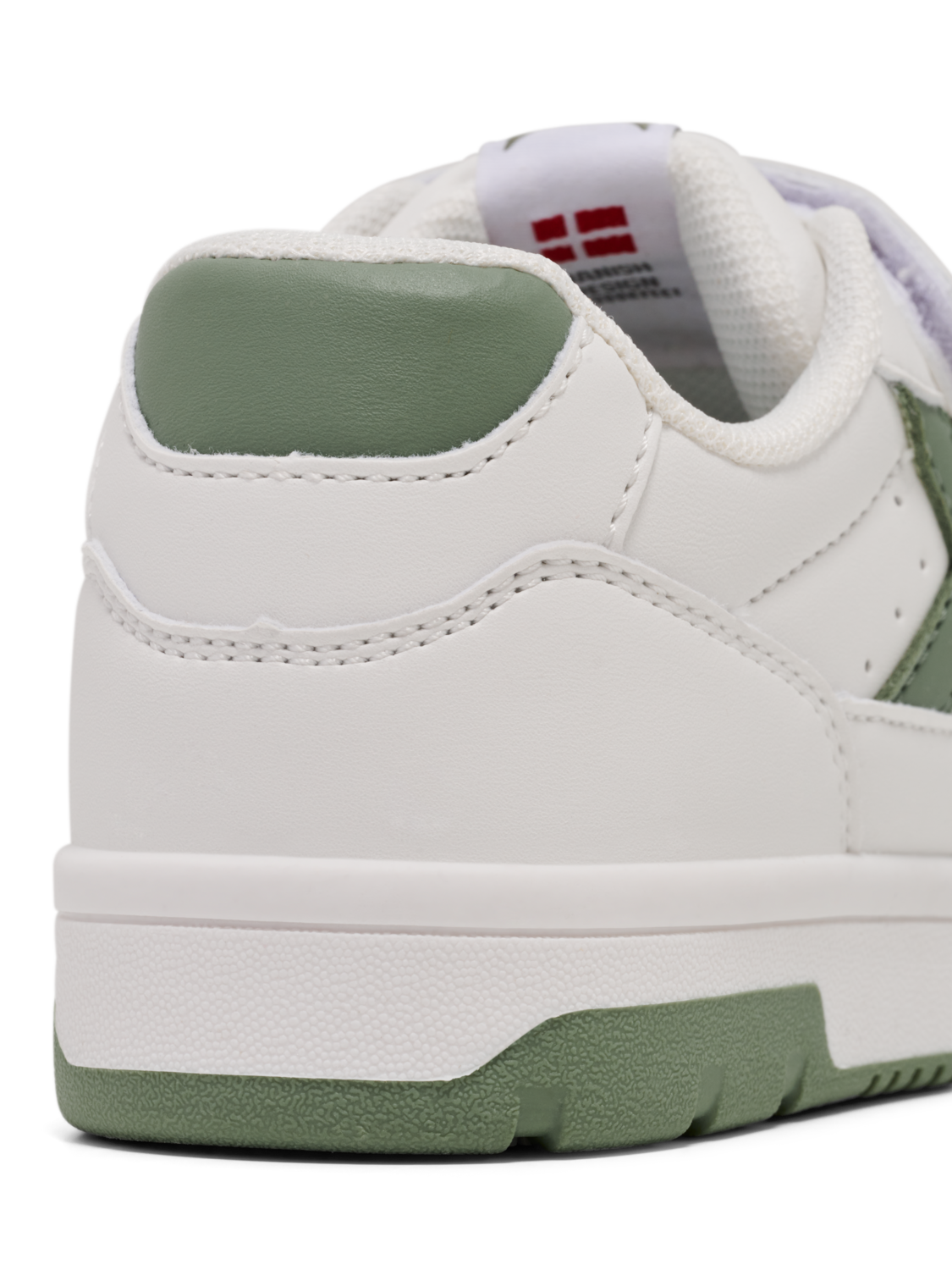 CAMDEN JR, HEDGE GREEN, packshot