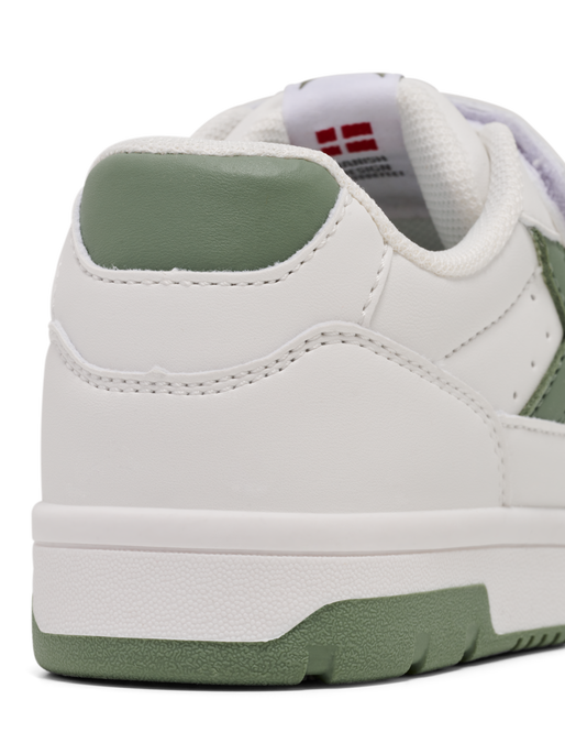 CAMDEN JR, HEDGE GREEN, packshot