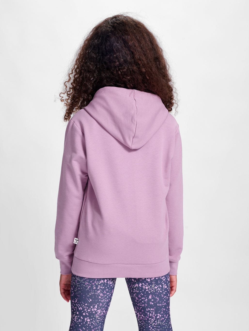 hmlCUATRO HOODIE, LAVENDER MIST, model
