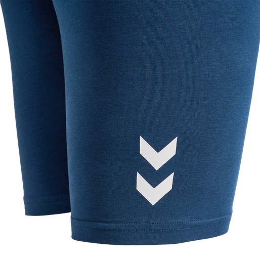 hmlTE MAJA 2-PACK MW C TIGHT SHORTS, BLACK/INSIGINA BLUE hmlTE MAJA 2-PACK MW C TIGHT SHORTS, BLACK/INSIGINA BLUE, packshot