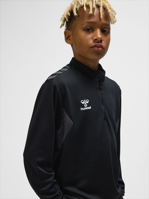 hmlAUTHENTIC HALF ZIP SWEAT KIDS, BLACK, model