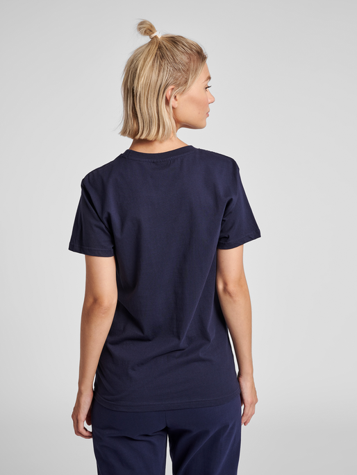 HUMMEL GO COTTON LOGO T-SHIRT WOMAN S/S, MARINE, model