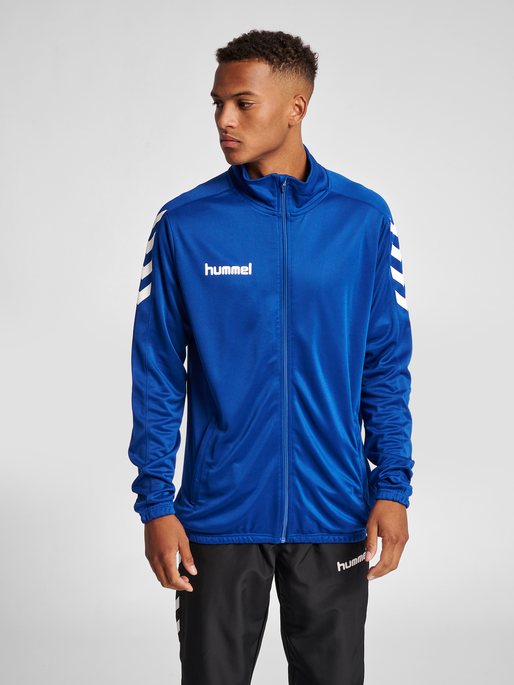 CORE POLY JACKET, TRUE BLUE, model