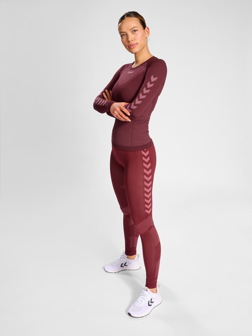 HUMMEL FIRST SEAMLESS JERSEY L/S W, BURGUNDY, model