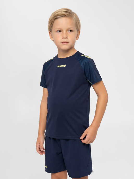 hmlBLAZE 2.0 TRAINING JERSEY KIDS, MARINE/SHADOW LIME, model