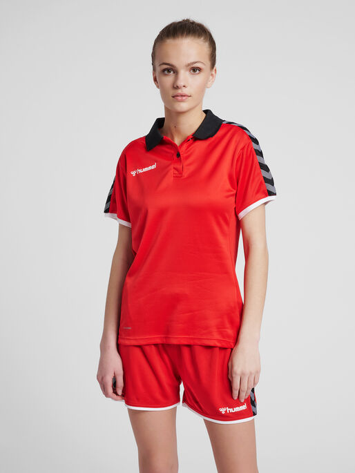 hmlAUTHENTIC WOMAN FUNCTIONAL POLO, TRUE RED, model