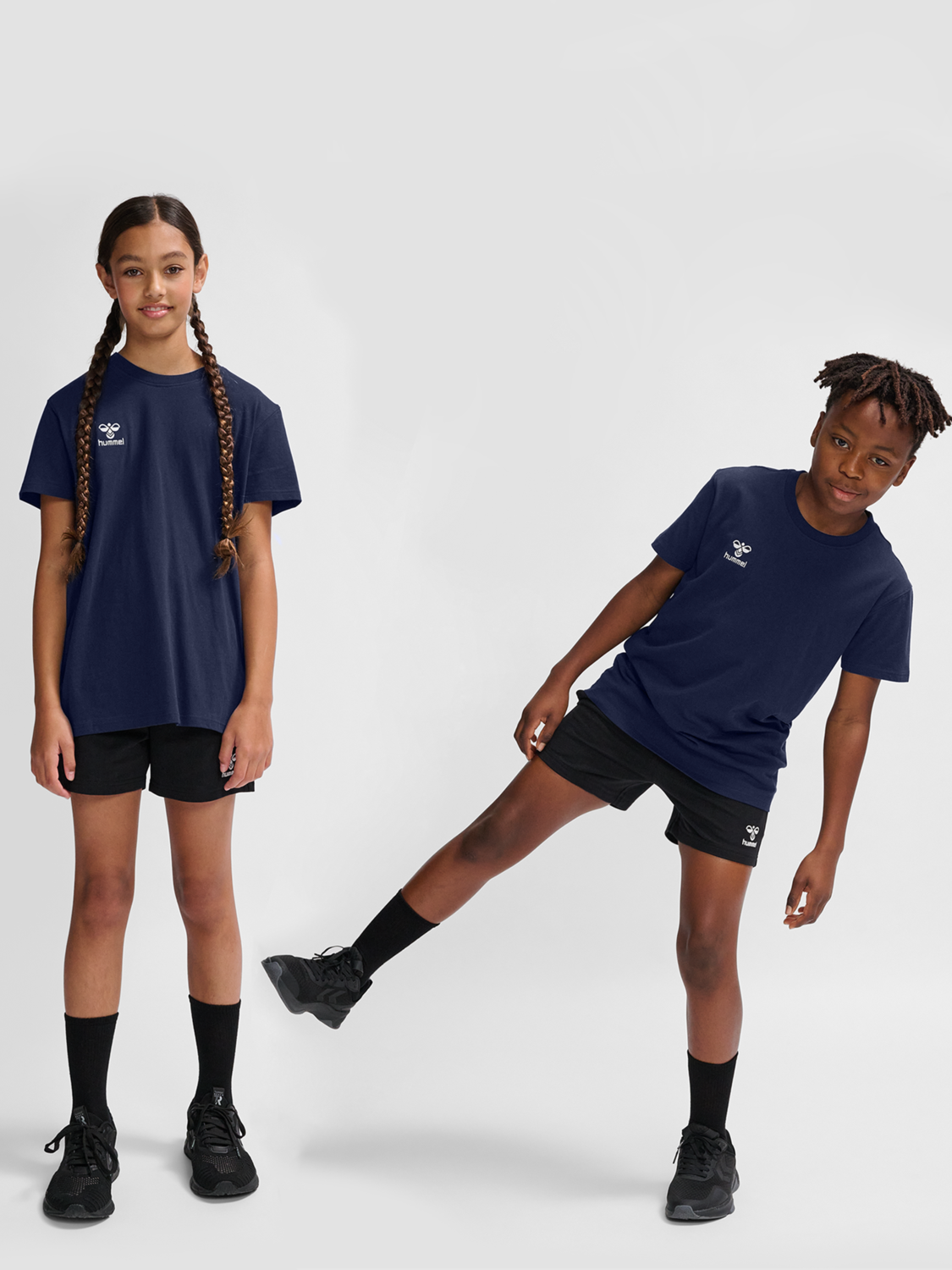 Hummel T-shirt hmlGO 2.0 - Zwart Kids