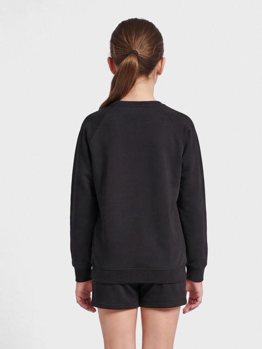 hmlRED CLASSIC SWEATSHIRT KIDS, BLACK, model