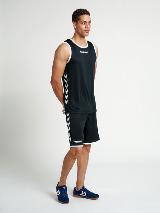 CORE BASKET JERSEY, BLACK, model