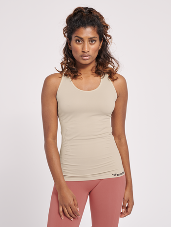 hmlTIF SEAMLESS TOP, CHATEAU GRAY, model