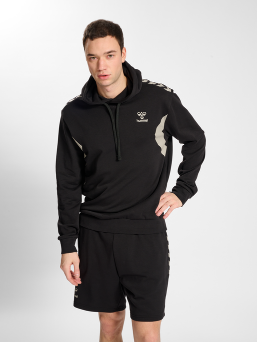 hmlSTALTIC COTTON HOODIE, BLACK, model