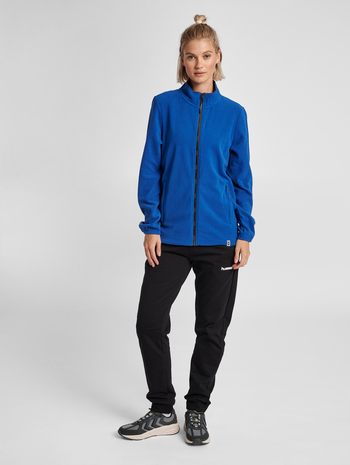 hmlNORTH FULL ZIP FLEECE JACKET WOMAN, TRUE BLUE, model