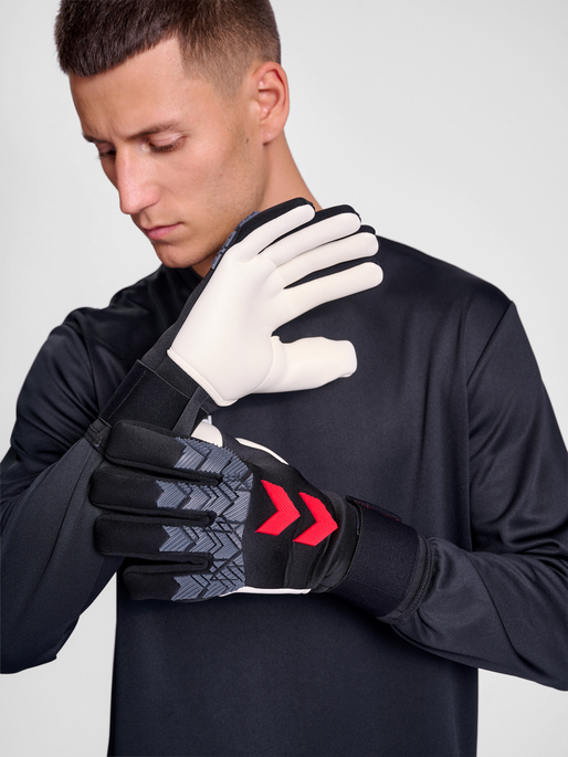 hmlGK GLOVES HYPER GRIP, BLACK, model