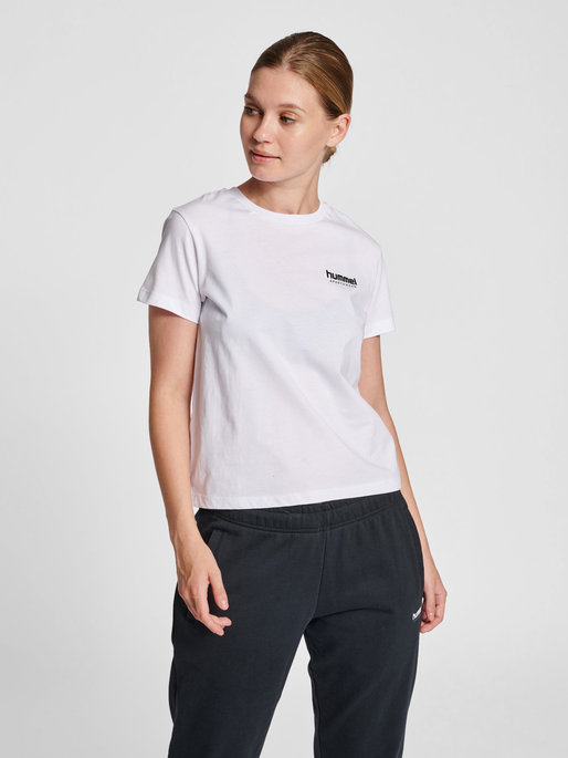 hmlLGC KRISTY SHORT T-SHIRT, 9001, model