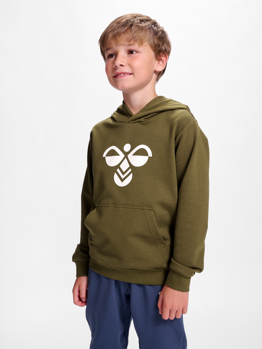 hmlCUATRO HOODIE, BEECH, model