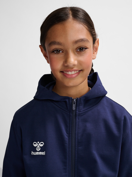 hmlGO 2.0 ZIP HOODIE KIDS, MARINE, model