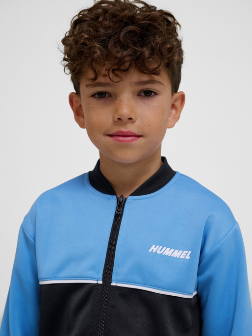 hmlDALLAS TRACKSUIT, LICHEN BLUE, model