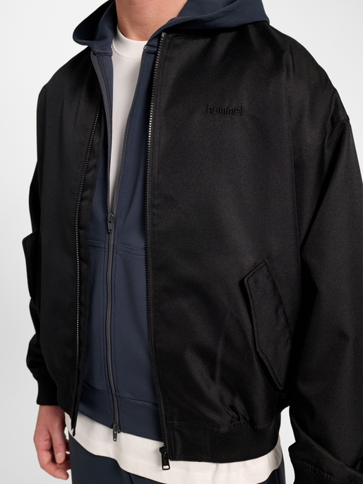 hmlBASEBALL JACKET, BLACK, model
