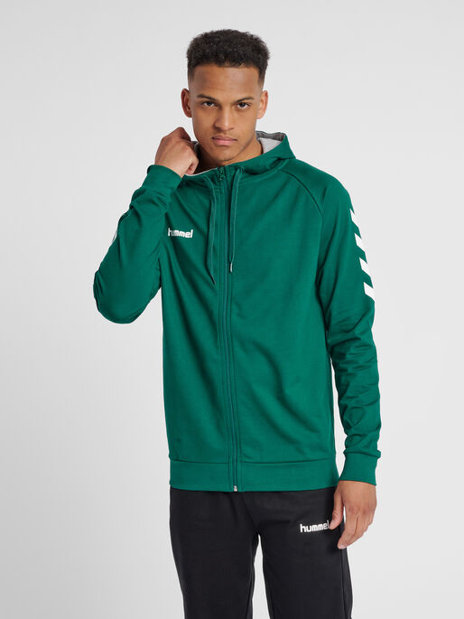 HMLGO COTTON ZIP HOODIE, EVERGREEN, model