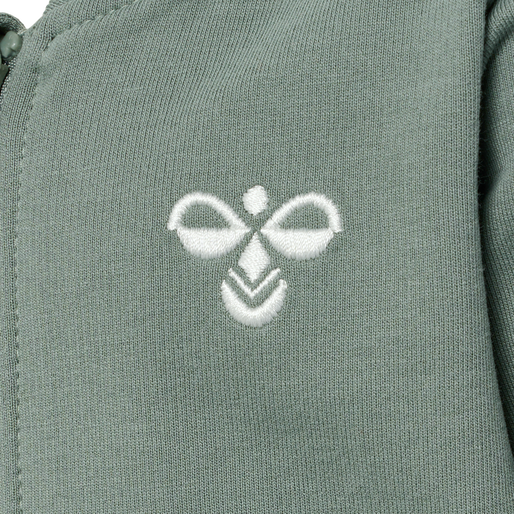 hmlBILLE TRACKSUIT, LAUREL WREATH, packshot