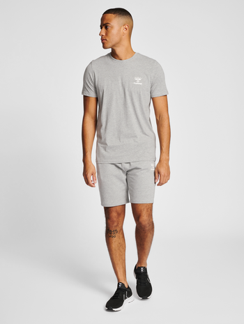 hmlICONS REGULAR SHORTS, GREY MELANGE, model