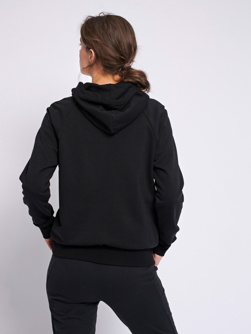 hmlNONI HOODIE, BLACK, model