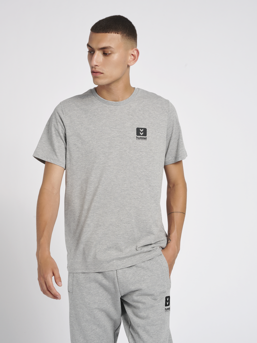 hmlLGC GRAHAM T-SHIRT, 2006, model