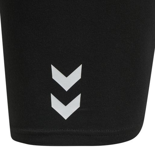 hmlTE MAJA 2-PACK MW C TIGHT SHORTS, BLACK/INSIGINA BLUE hmlTE MAJA 2-PACK MW C TIGHT SHORTS, BLACK/INSIGINA BLUE, packshot