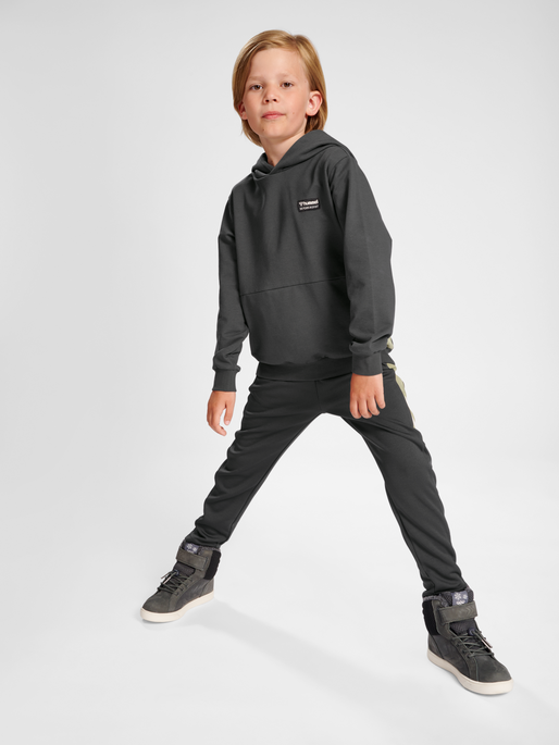 hmlGLEN HOODIE, 1525, model