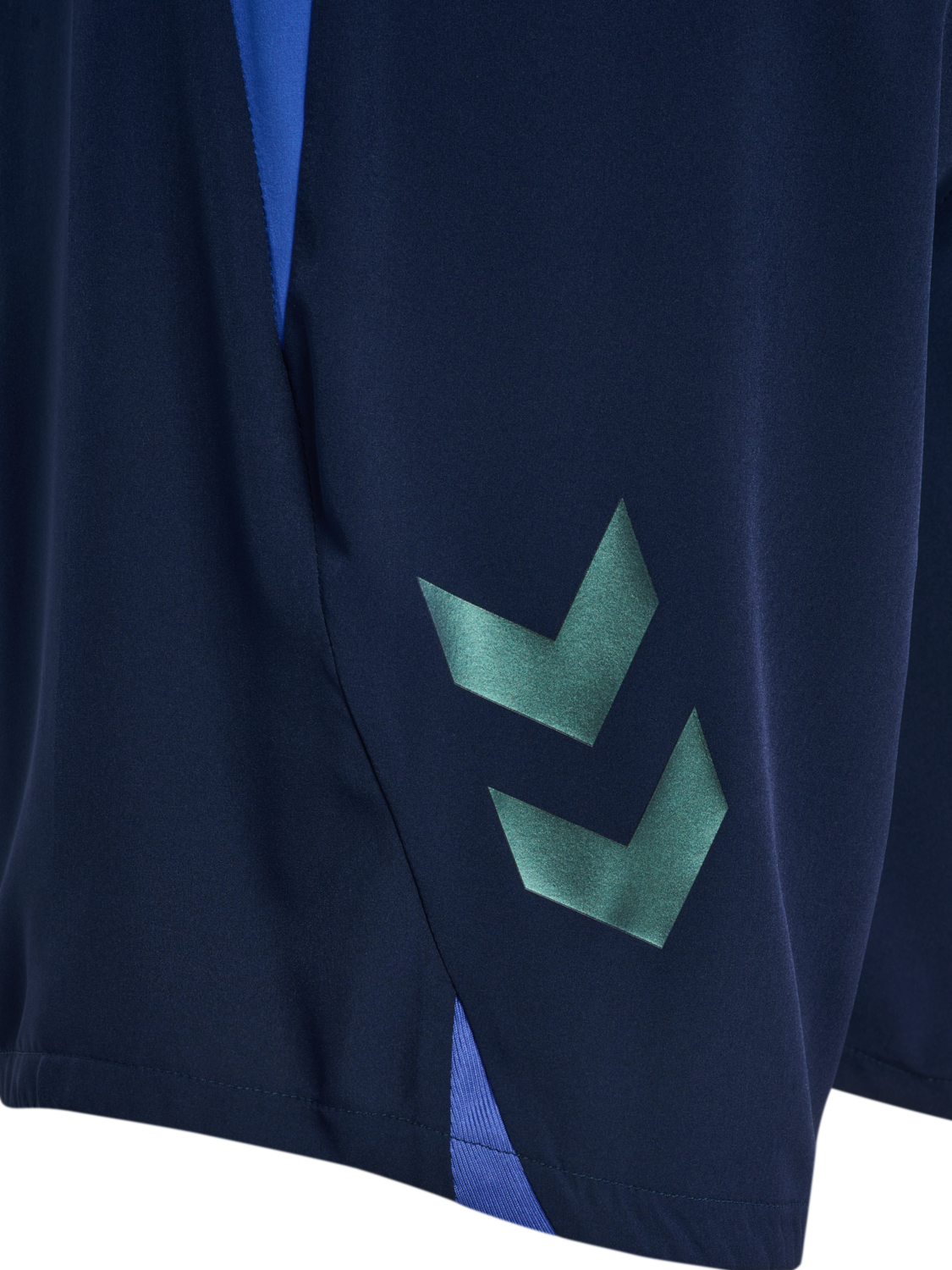 hmlBLAZE26 PRO TRAINING SHORTS, MARINE, packshot