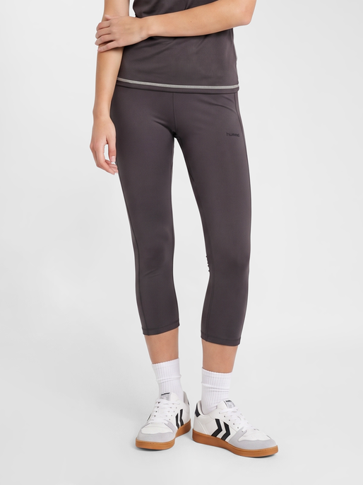 hmlPRIMA CAPRI TIGHTS, SHALE, model