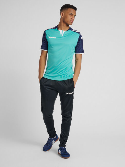 CORE SS POLY JERSEY, ATLANTIS, model
