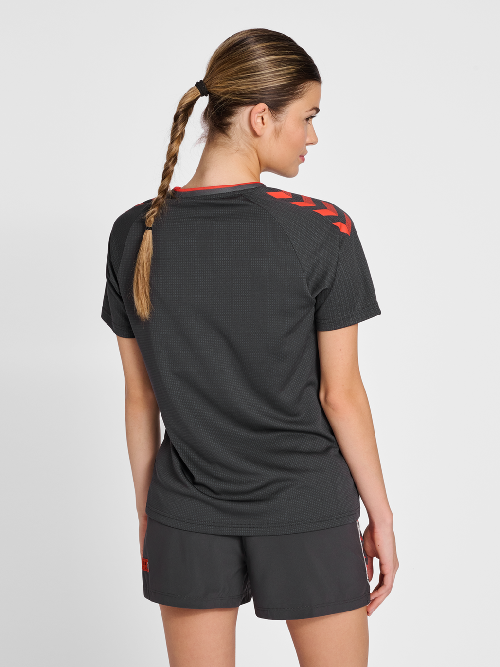 hmlPRO GRID TRAINING JERSEY S/S WO, 2166, model
