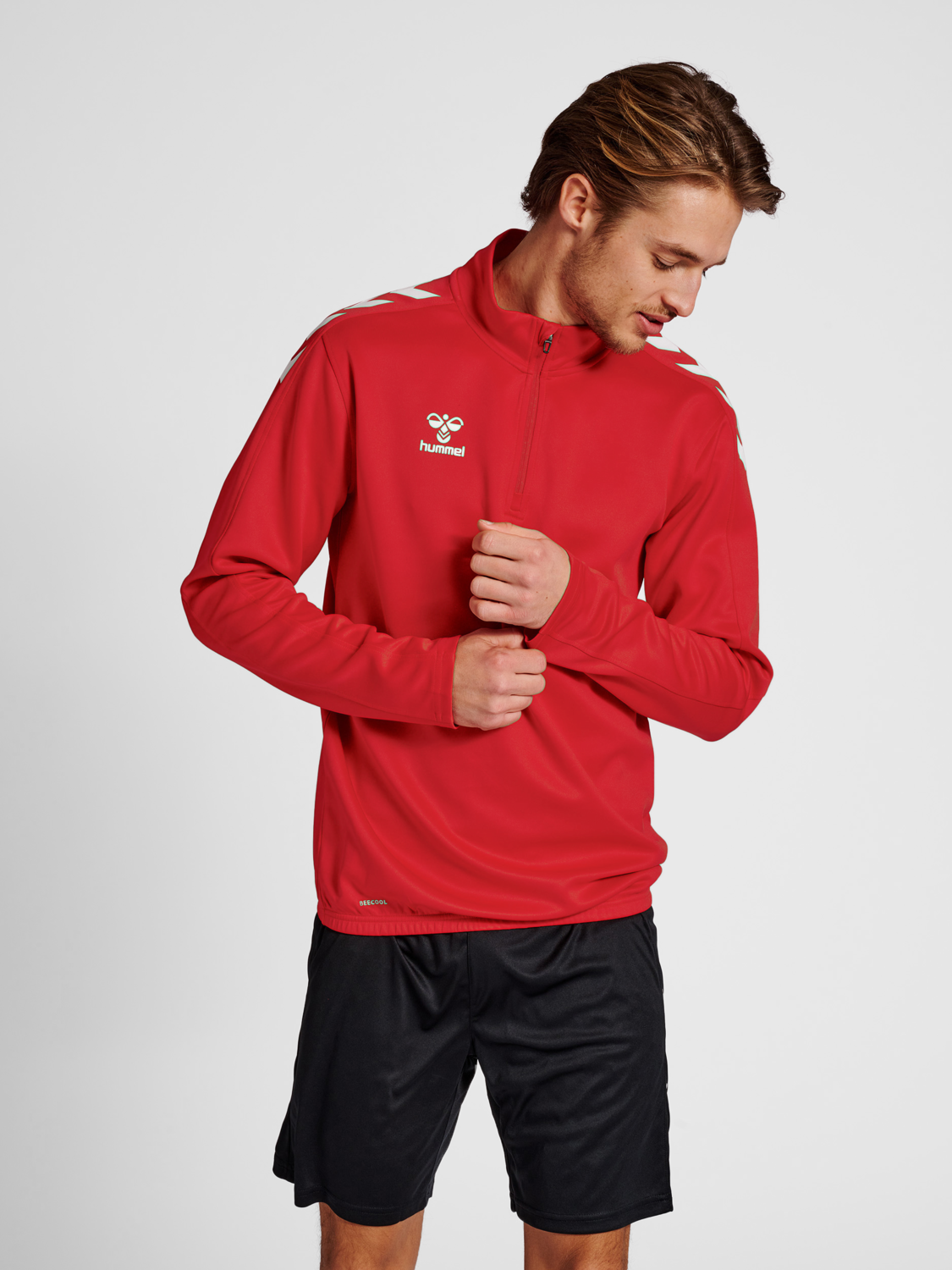 Hummel Essential Half Zip Sweat Adults - Premier Teamwear & Workwear
