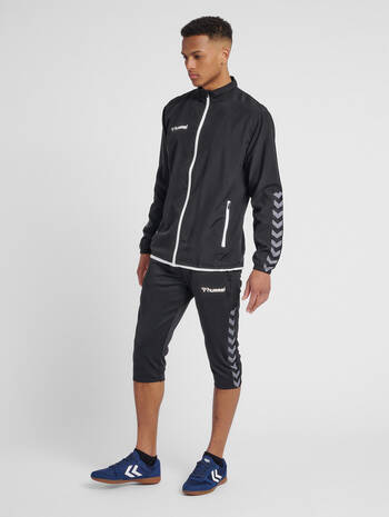 hmlAUTHENTIC 3/4 PANT, BLACK, model