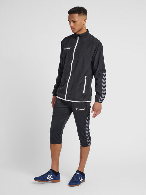 hmlAUTHENTIC 3/4 PANT, BLACK, model