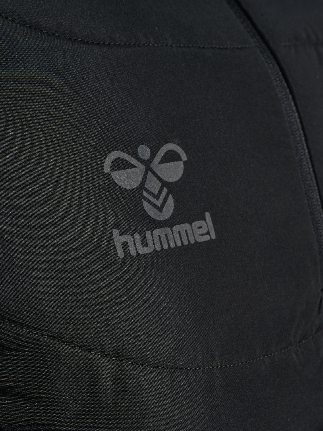 hmlBTC WINTER TRAINING HALF ZIP, BLACK, packshot