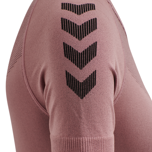 HUMMEL FIRST SEAMLESS JERSEY S/S WOMAN, DUSTY ROSE HUMMEL FIRST SEAMLESS JERSEY S/S WOMAN, DUSTY ROSE, packshot