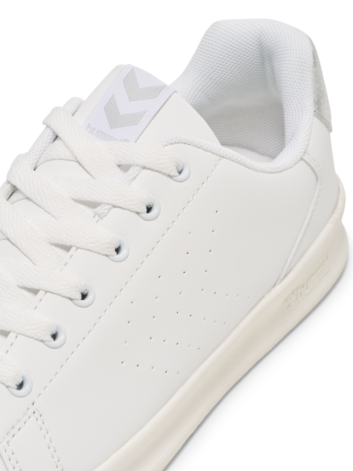 BUSAN WMNS SHINE, WHITE/SILVER, packshot