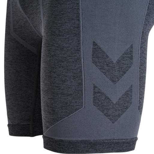 hmlMT JUSTIN SEAMLESS TIGHT SHORTS, BLACK/ASPHALT MELANGE, packshot