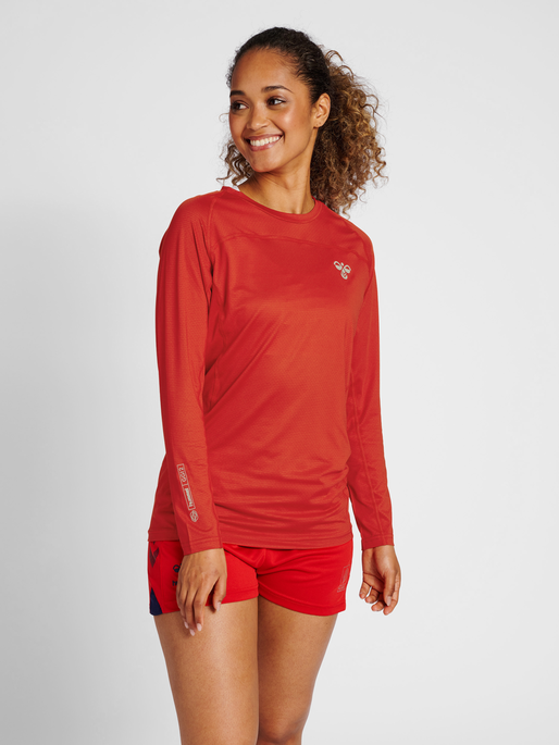 hmlGG12 TRAINING TEE L/S WOMAN, AURA ORANGE, model