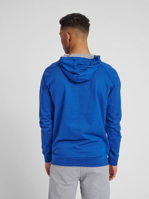 HUMMEL GO COTTON LOGO HOODIE, TRUE BLUE, model