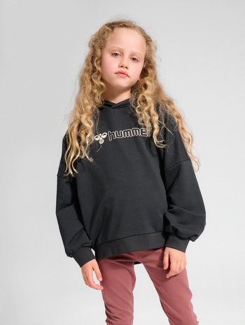 hmlOCTOVA HOODIE, ASPHALT, model