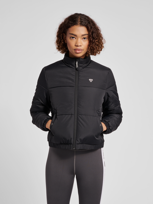 hmlSUKI PUFF JACKET, 2001, model