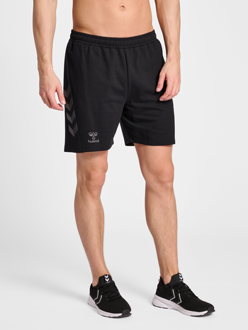 hmlOFFGRID COTTON SHORTS, JET BLACK, model