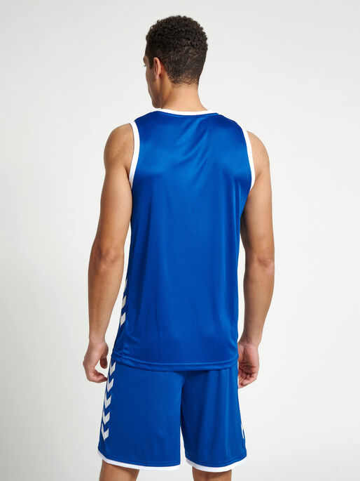 CORE BASKET JERSEY, TRUE BLUE, model