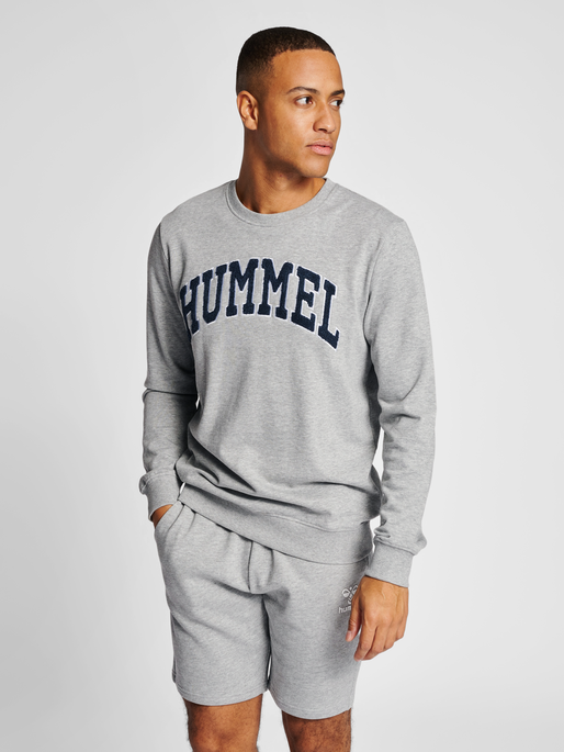 hmlIC BILL SWEATSHIRT, GREY MELANGE, model