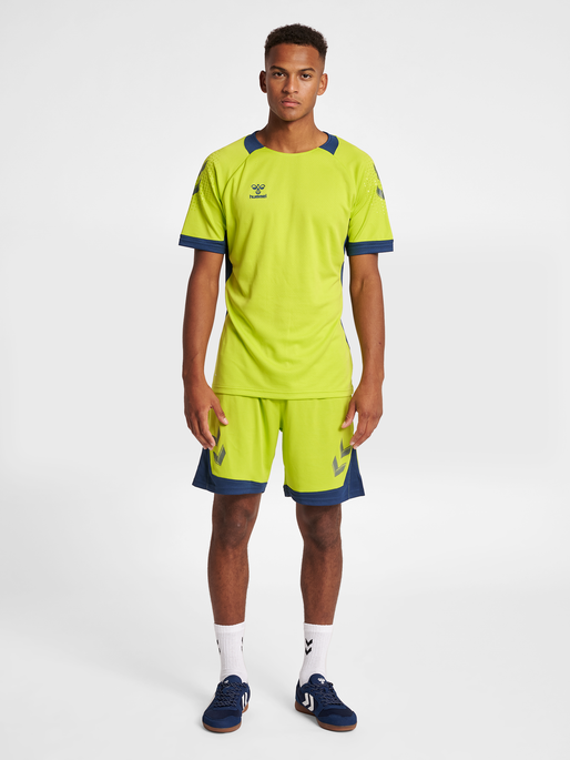hmlLEAD S/S POLY JERSEY, LIME PUNCH, model